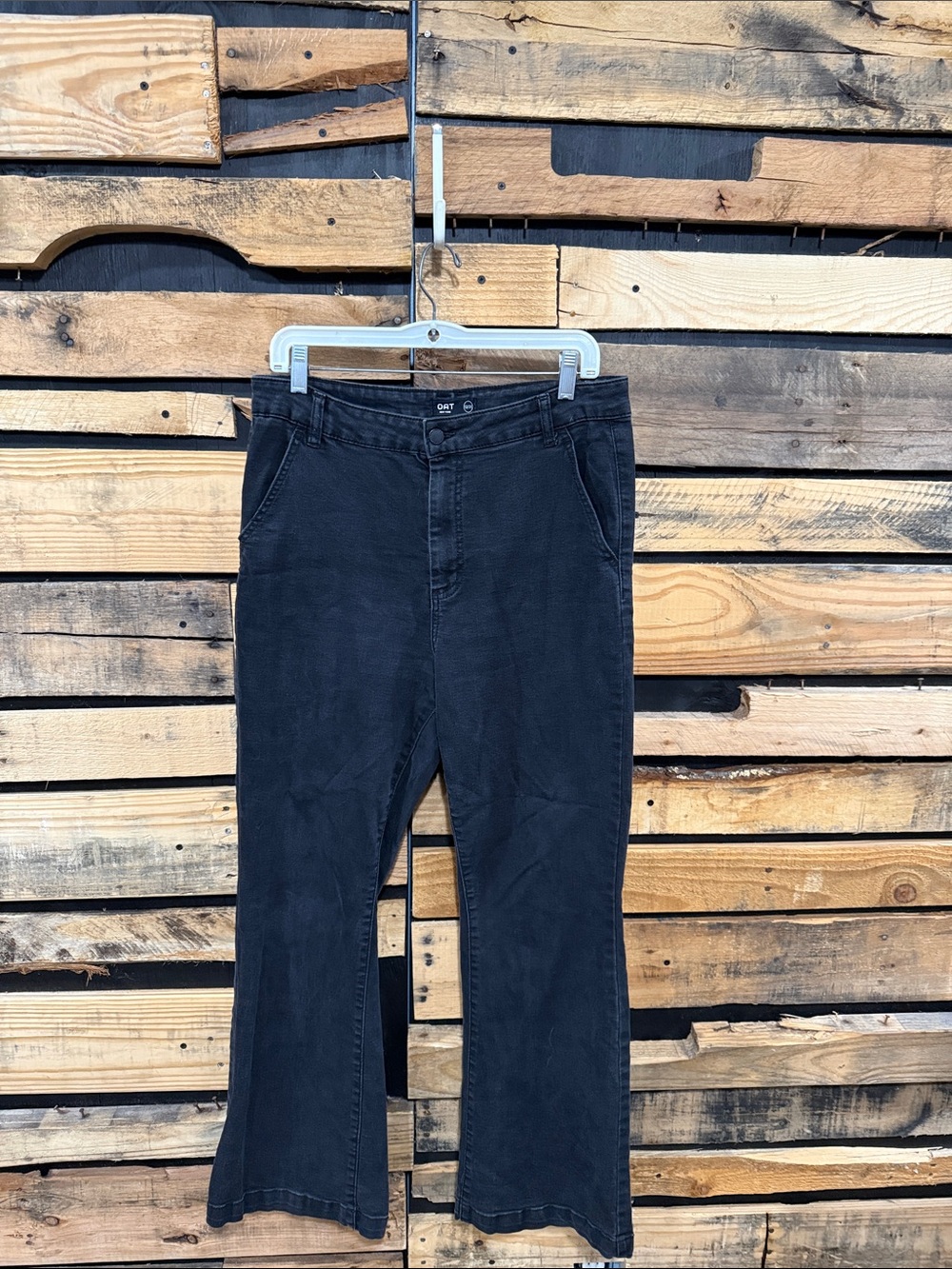 OAT New York High Rise Trouser
Flare Leg Black Denim Jeans
Womens 12/31 Stretch
